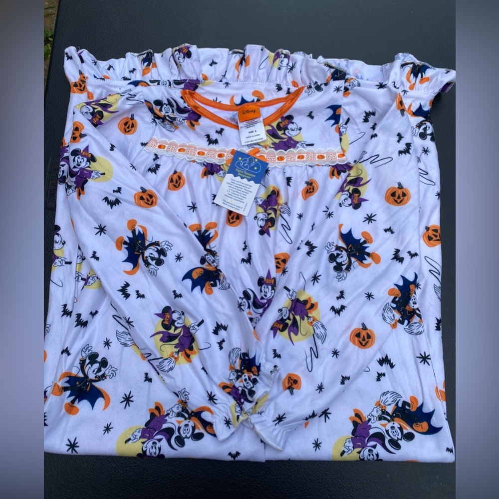 Disney’s Mickey and Minnie  Halloween Nightgown